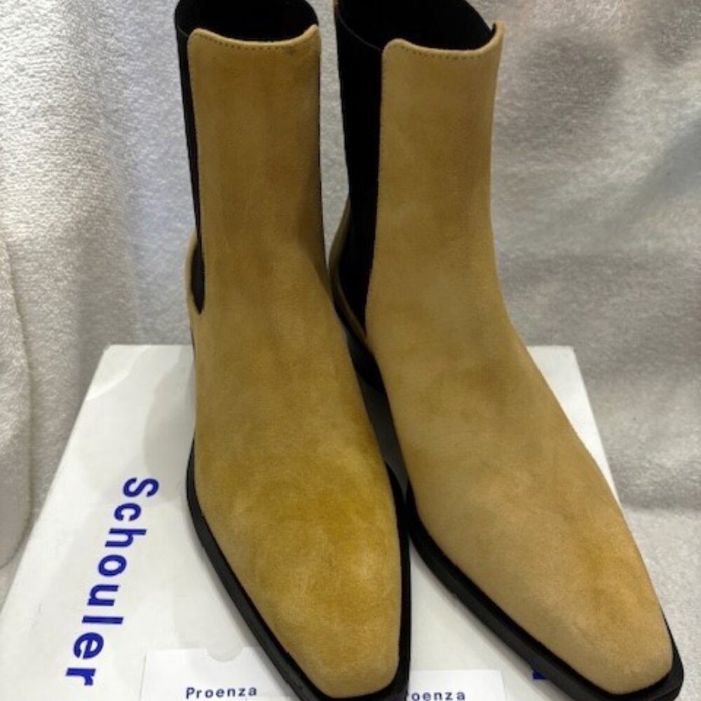 Proenza Schouler Made in Italy Bronco Chelsea suede boots NWOT Euro Size 39-1/2